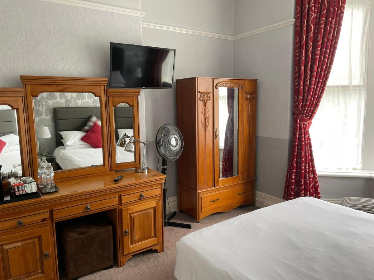Rostrevor Hotel - Guest House Bury  Exteriér fotografie
